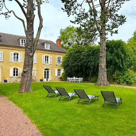 La Maison D'emile بيت للعطل Sainte-Scolasse-sur-Sarthe